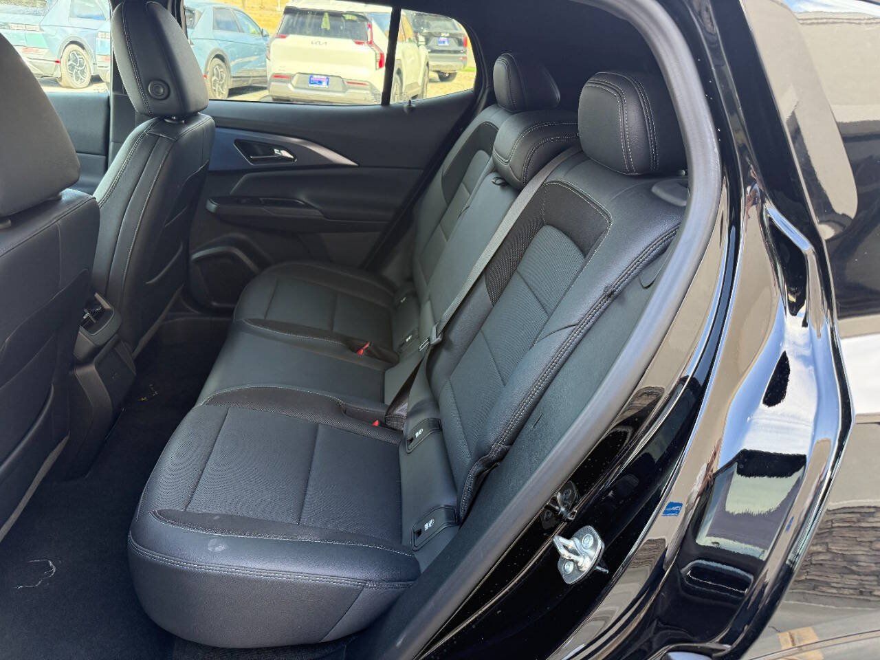 Used 2024 Chevrolet Equinox EV LT AWD/4WD image 4