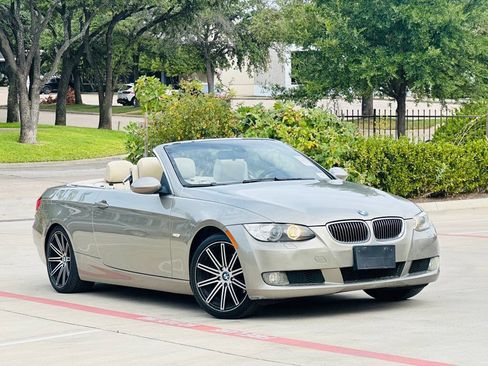 Used 2007 BMW 328i Convertible RWD image 2