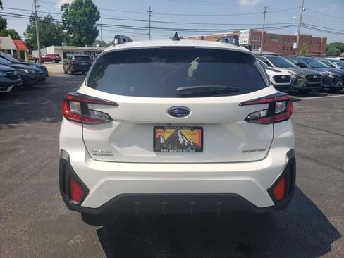 Used 2024 Subaru Crosstrek 2.0i Premium image 4