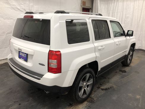 Used 2016 Jeep Patriot High Altitude image 3