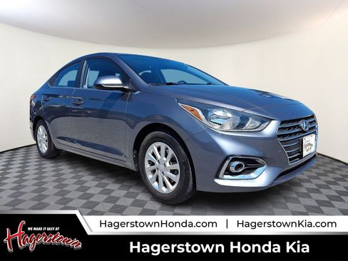 Used 2020 Hyundai Accent SEL FWD image 1
