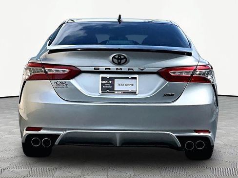 Used 2019 Toyota Camry XSE FWD image 5