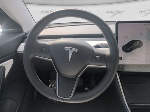 Used 2019 Tesla Model 3 Long Range RWD image 17