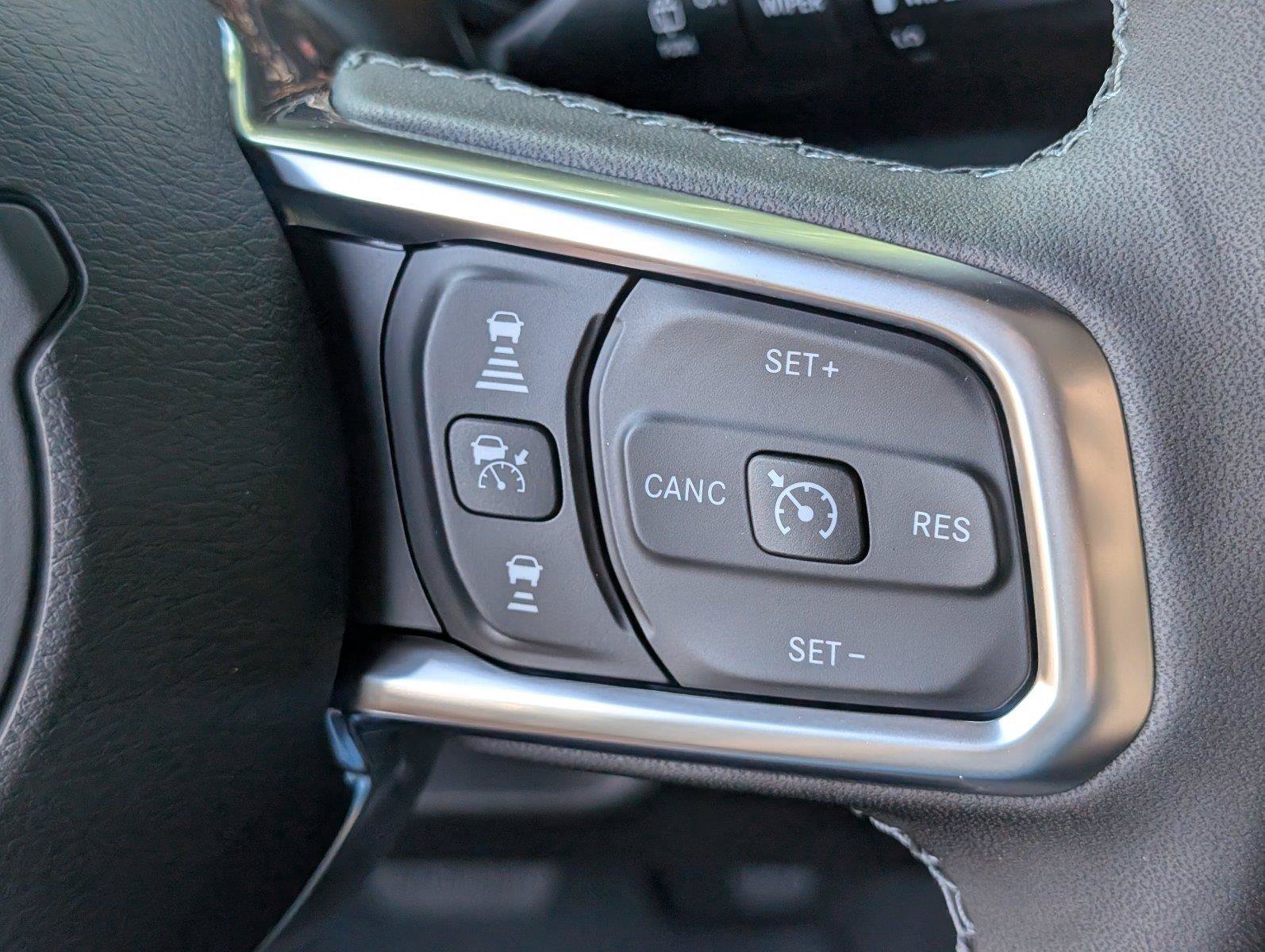 New 2027 Jeep Wrangler Unlimited Sahara AWD/4WD image 29