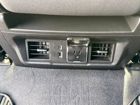 Certified 2023 Chevrolet Silverado 1500 LT image 19