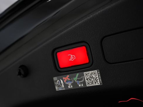 Used 2026 Mercedes-Benz CLE 53 AMG 4MATIC Cabriolet image 73