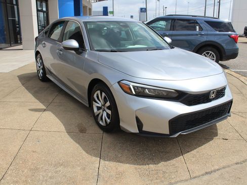 Used 2025 Honda Civic LX image 1