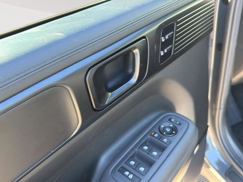 Used 2024 Hyundai Santa Fe Calligraphy image 10