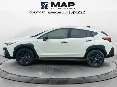 Used 2024 Subaru Crosstrek 2.0i AWD/4WD image 2