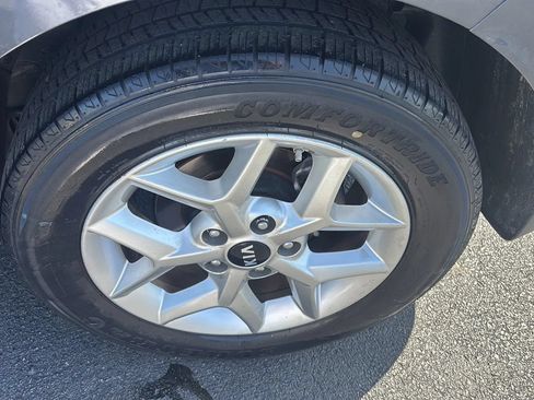 Used 2021 Kia Soul S FWD image 33