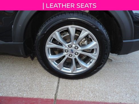 Used 2021 Ford Explorer Limited w/ Equipment Group 301A image 14