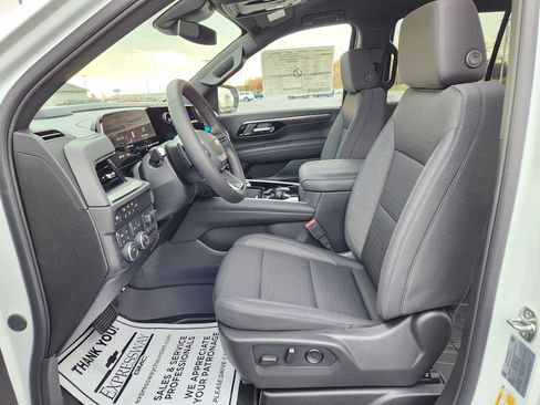 New 2026 Chevrolet Tahoe LS image 9