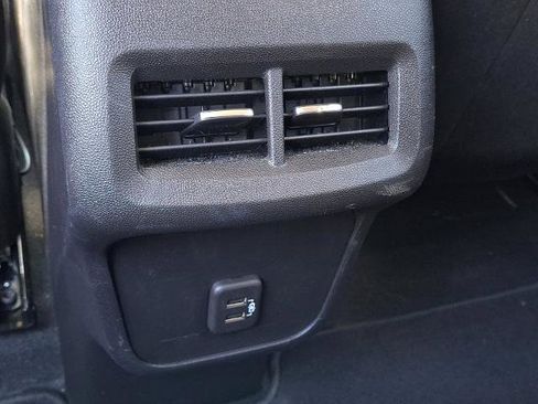 Certified 2024 Chevrolet Equinox LT AWD/4WD image 11