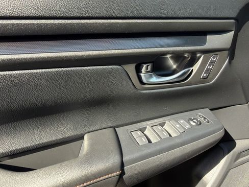 Used 2025 Honda CR-V Sport-L image 35
