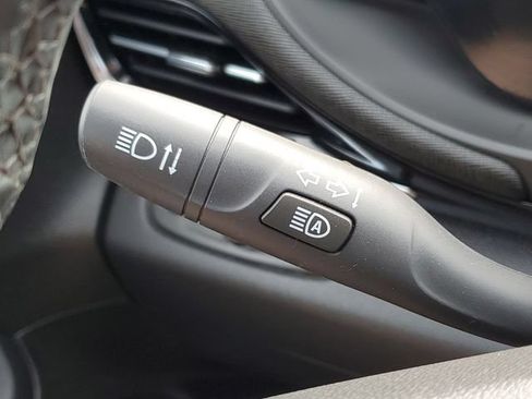 Used 2024 Buick Envista Sport Touring w/ Convenience I Package FWD image 14