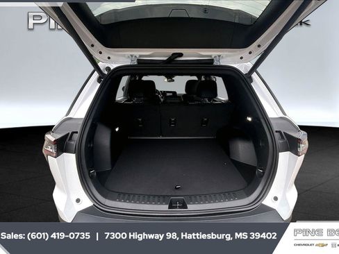 New 2026 Chevrolet Equinox LT w/ Convenience Package II FWD image 21