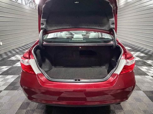 Used 2017 Toyota Camry XLE image 38