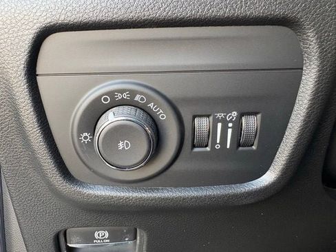 New 2026 Jeep Grand Cherokee Limited w/ Limited Altitude Package RWD image 12