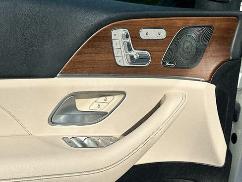 Used 2022 Mercedes-Benz GLE 350 4MATIC image 18