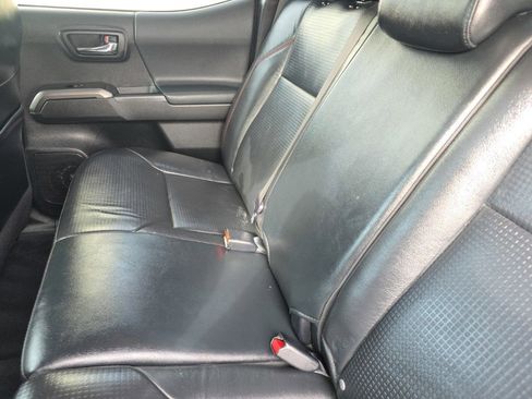 Used 2022 Toyota Tacoma TRD Pro image 11