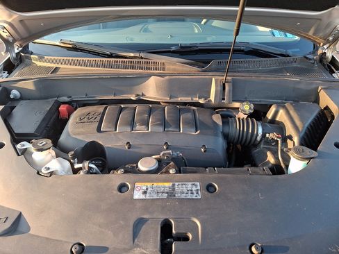 Used 2017 Chevrolet Traverse LS FWD image 27