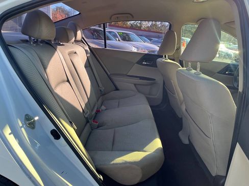 Used 2017 Honda Accord LX image 14