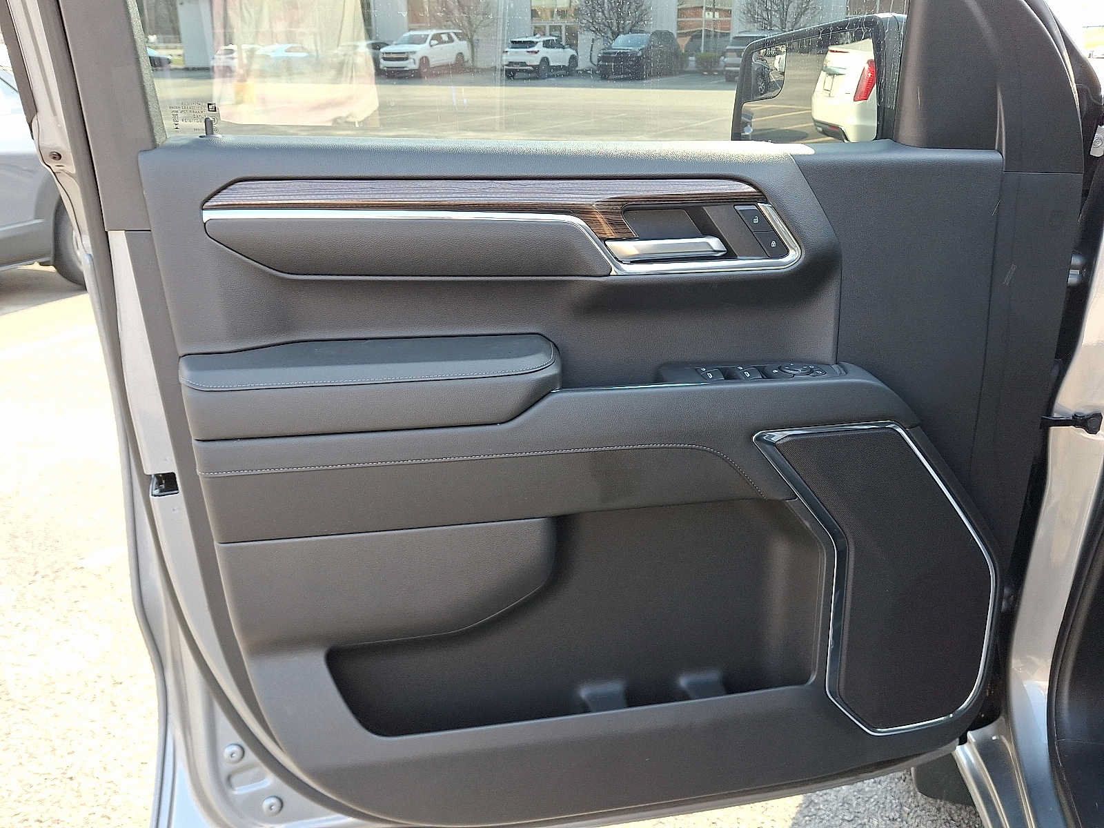 Used 2024 Chevrolet Silverado 1500 RST AWD/4WD image 12