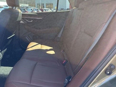 Used 2022 Subaru Outback Touring image 11