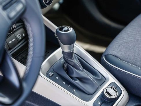 New 2026 Hyundai Venue SEL FWD image 23