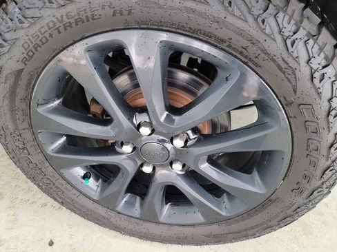 Used 2020 Jeep Grand Cherokee Altitude image 30