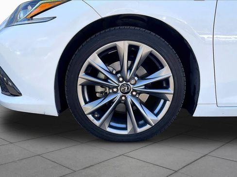 Used 2019 Lexus ES 350 F Sport w/ Accessory Package 2 image 11