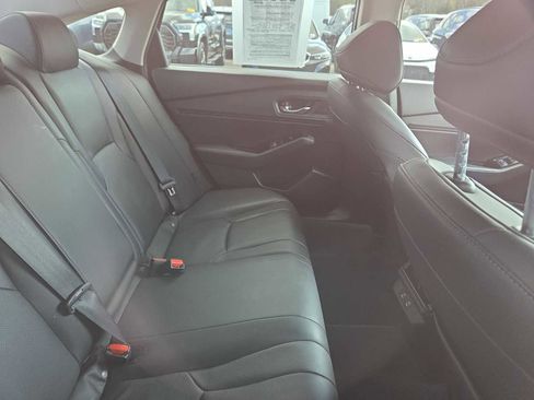 Used 2023 Honda Accord Touring image 12