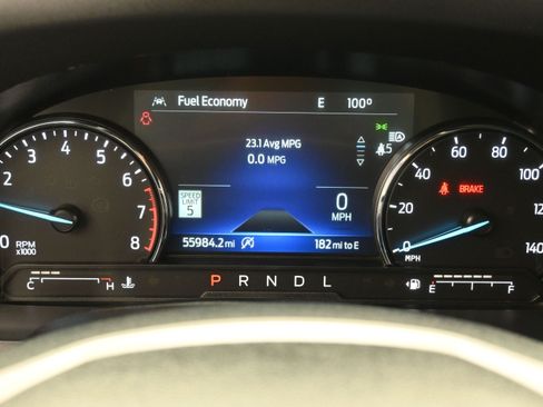 Used 2024 Ford Explorer XLT w/ Equipment Group 202A RWD image 16