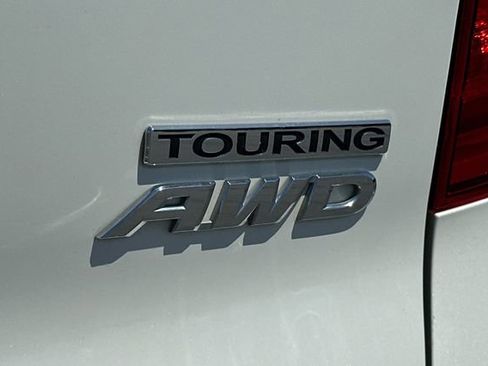 Used 2018 Honda Pilot Touring image 25
