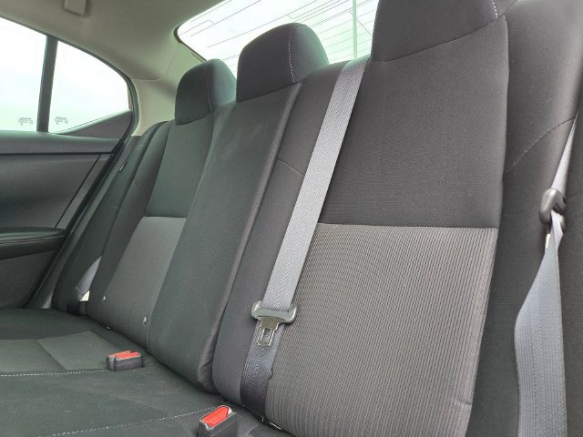Used 2024 Nissan Sentra SV FWD image 9