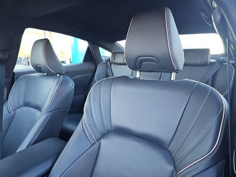 Used 2025 Toyota Crown XLE image 19