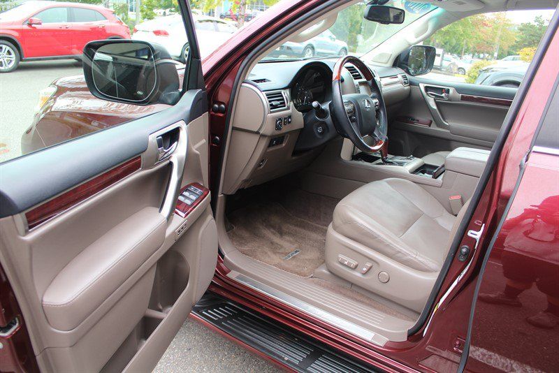 Used 2010 Lexus GX 460 w/ Convenience Pkg AWD/4WD image 22