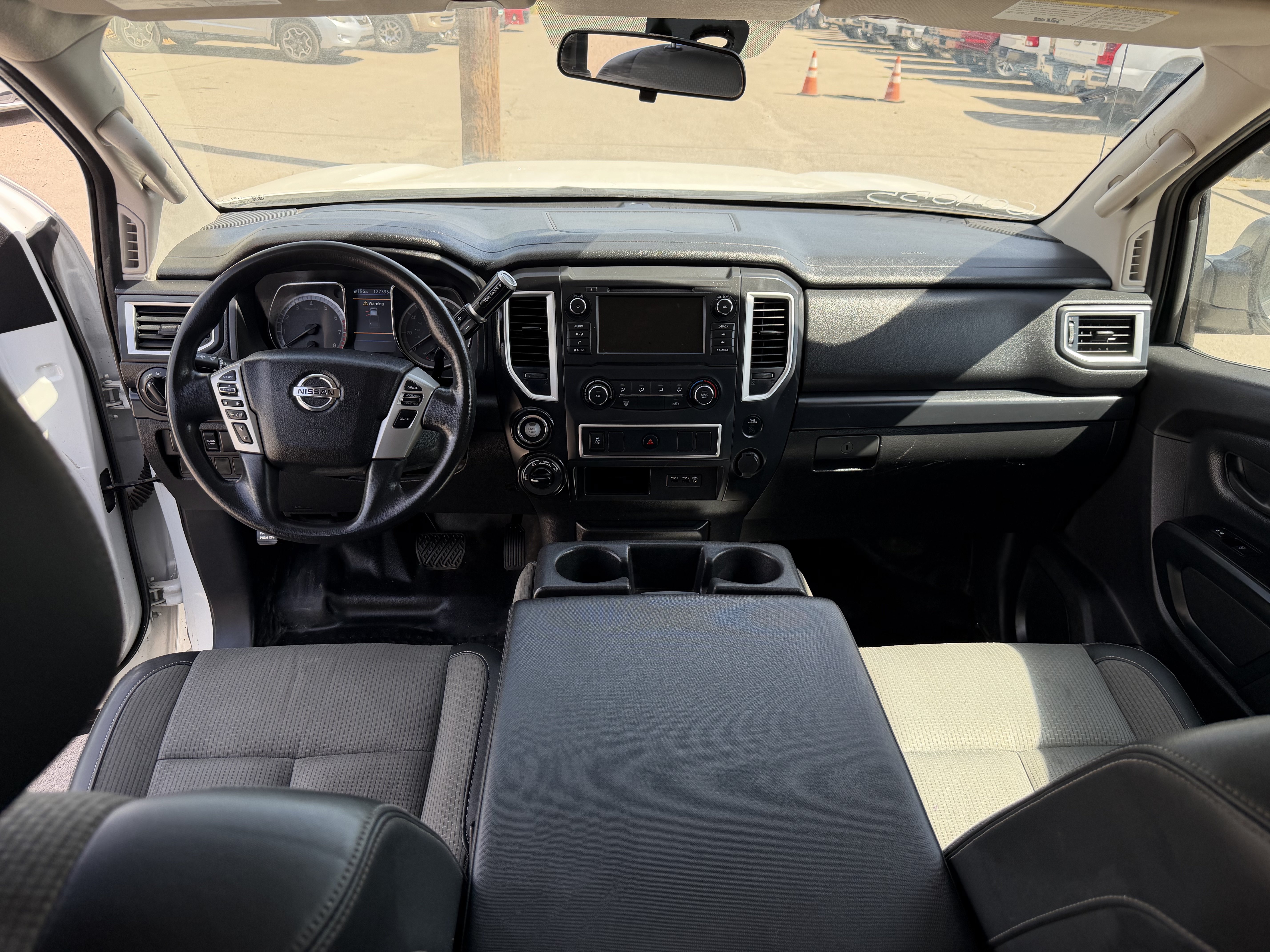 Used 2019 Nissan Titan S AWD/4WD image 19