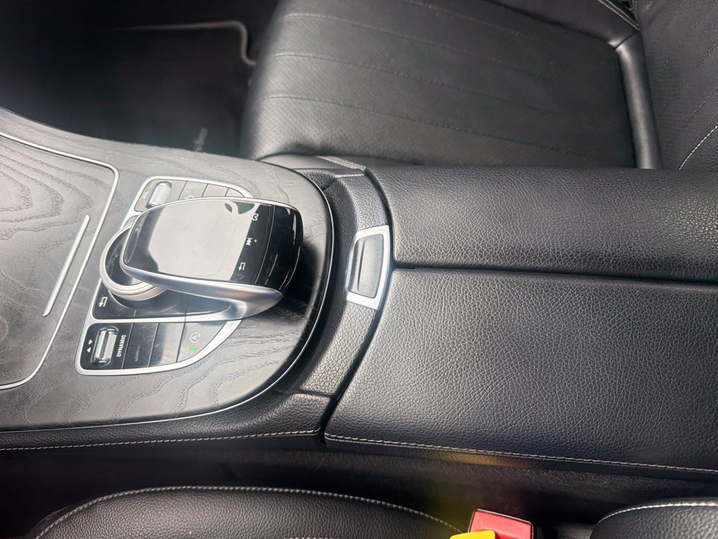 Used 2019 Mercedes-Benz E 300 4MATIC image 19