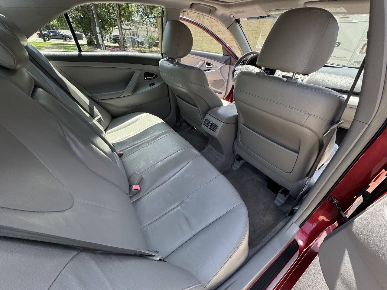 Used 2007 Toyota Camry Hybrid FWD image 19