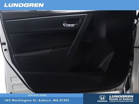 Used 2015 Toyota Corolla S FWD image 9