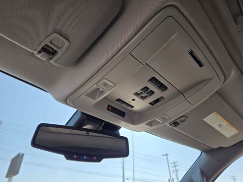 Used 2018 GMC Sierra 1500 Denali image 19