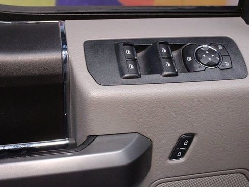 Used 2019 Ford F150 XLT w/ Equipment Group 301A Mid AWD/4WD image 14