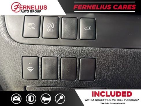 Used 2017 Toyota Highlander XLE w/ Carpet Mat Package AWD/4WD image 39