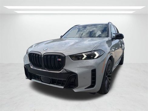 New 2026 BMW X5 M60i image 8