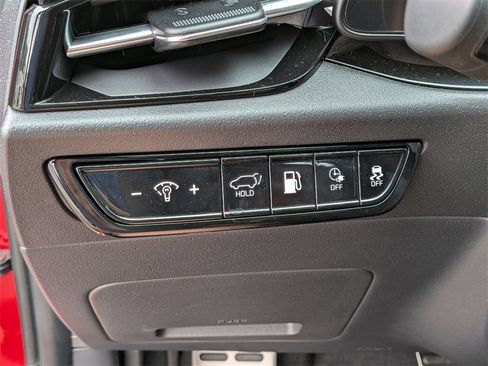 Used 2024 Kia Niro SX Touring image 15