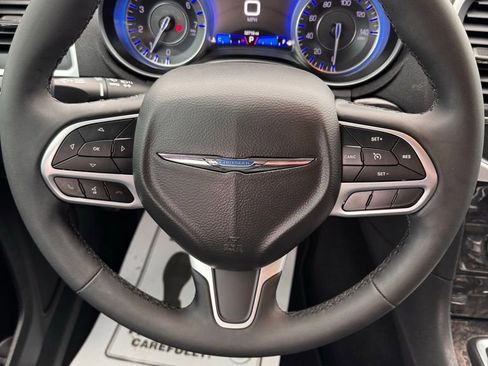 Used 2023 Chrysler 300 Touring L w/ Comfort Group image 26