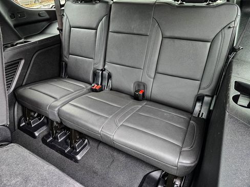 Used 2025 Chevrolet Tahoe Z71 w/ Sun And Tow Package image 35