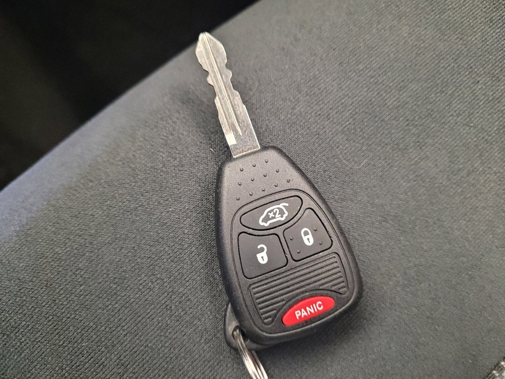 Used 2015 Jeep Compass Sport w/ Power Value Group FWD image 32