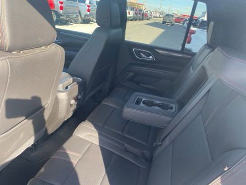 Used 2021 Chevrolet Tahoe RST image 11